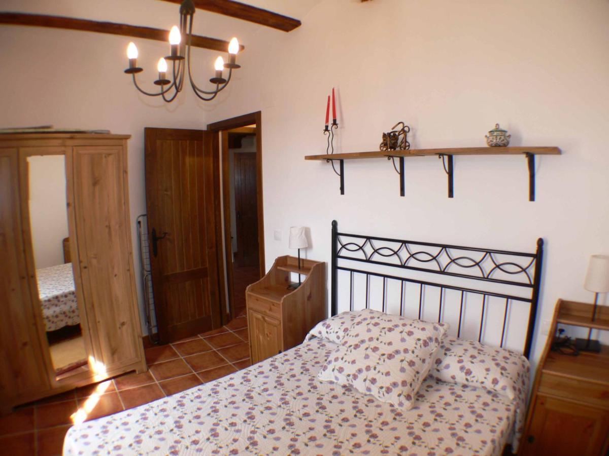 1 P Casa De Los Fernandez Rajo Orihuela del Tremedal Bagian luar foto